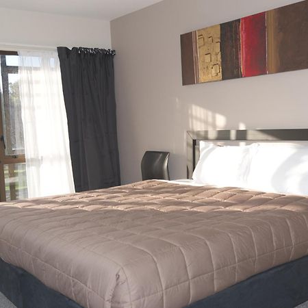 Aotea Lodge Porirua Luaran gambar