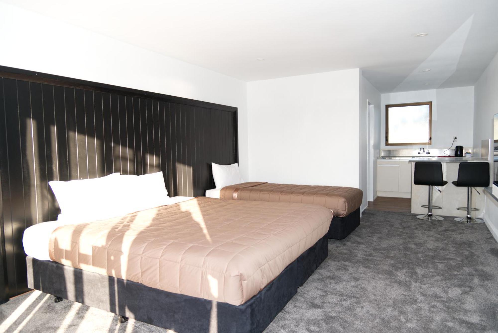 Aotea Lodge Porirua Luaran gambar