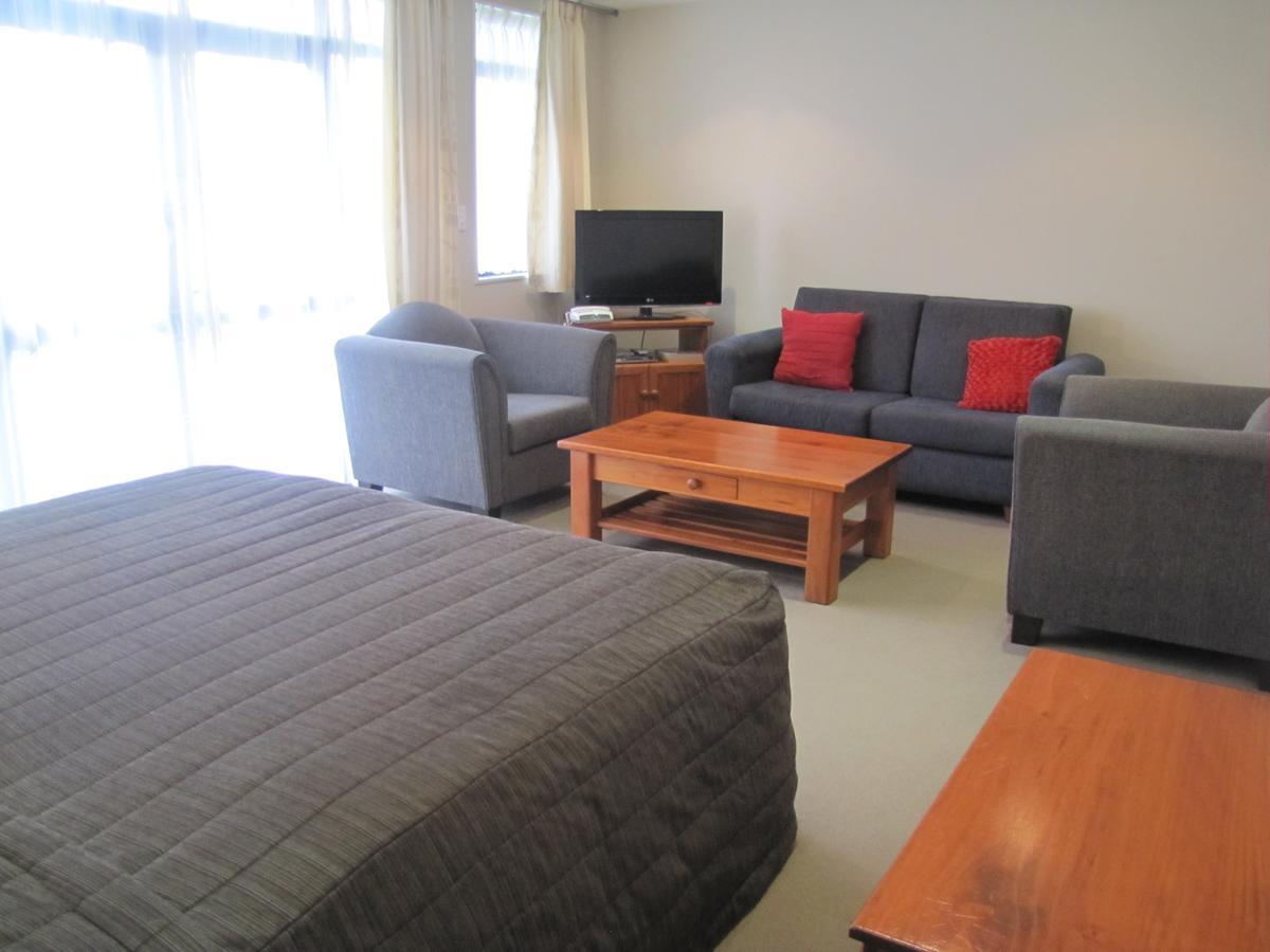Aotea Lodge Porirua Luaran gambar