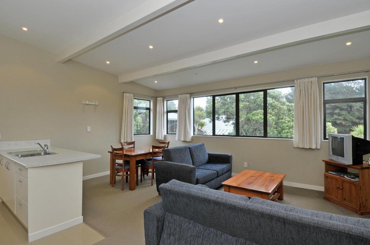 Aotea Lodge Porirua Luaran gambar