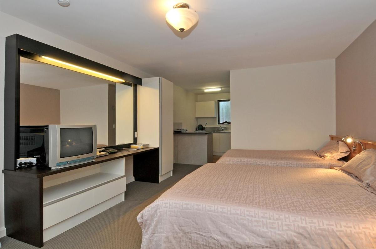 Aotea Lodge Porirua Luaran gambar